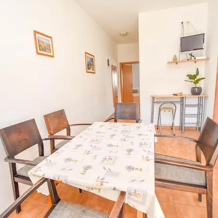 & Mobile Homes Ivas Pakoštane