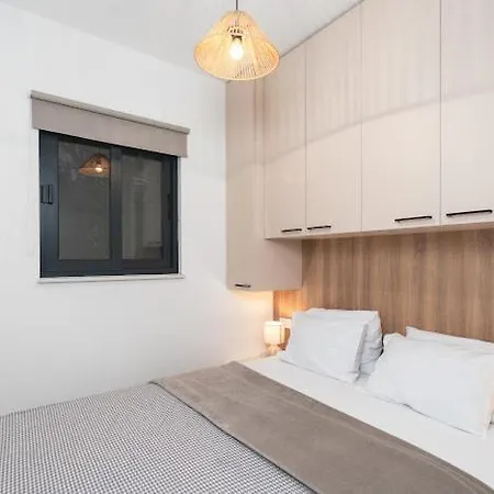 아파트 & Mobile Homes Ivas 파코스탄